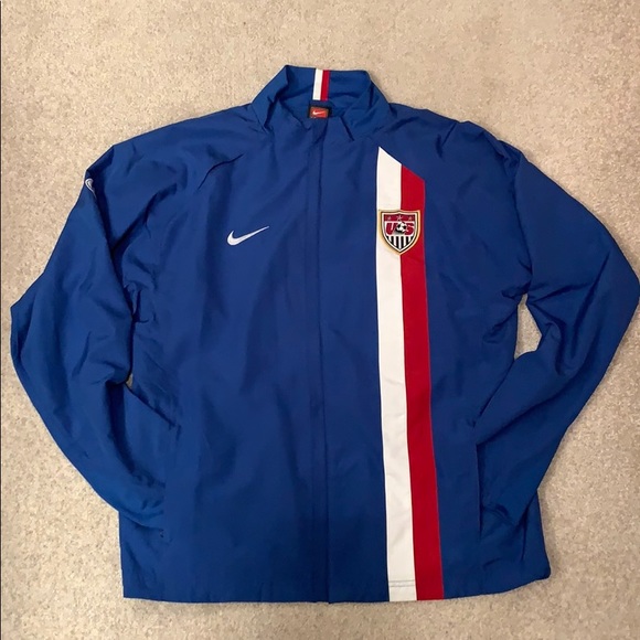 nike usa windbreaker